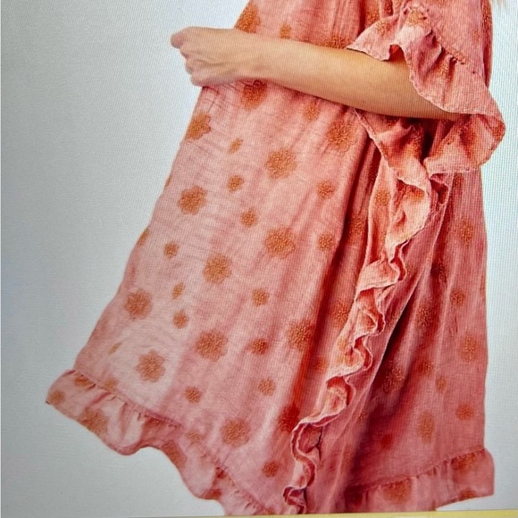 Easel Coral Oversized Short Sleeve Kimono-Plus Size - Picture 2 of 5